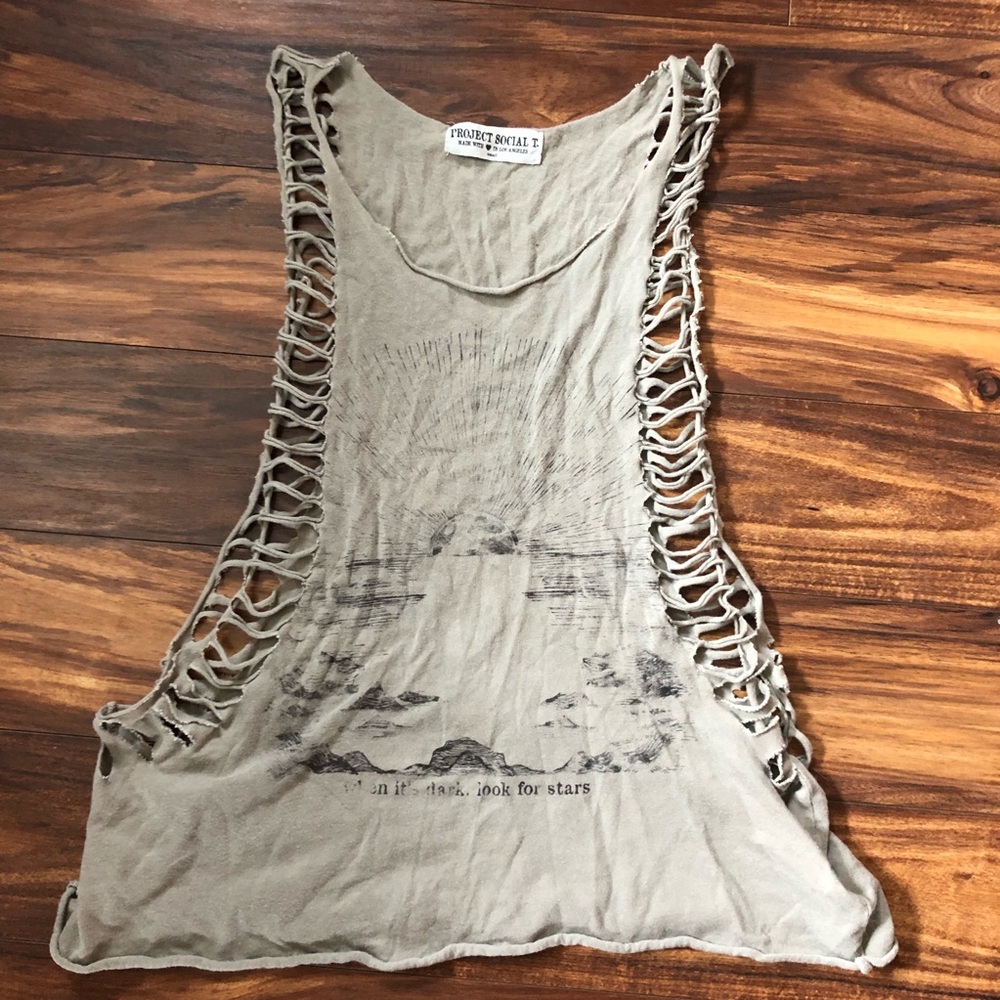 UO Muscle Cut Off Tank